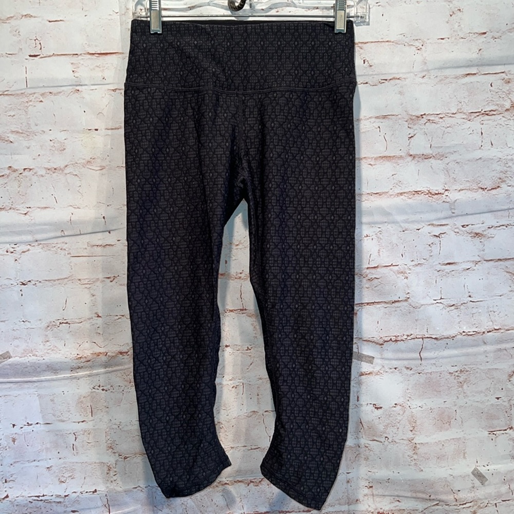 PrAna cropped legging pants geometric print pull on small black cinched legs